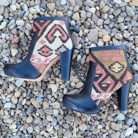Can's Leather Shoes - Can's Leather Bootie Boot Aztec Navajo SW Western Sz 39 Tapestry Brocade Cosplay